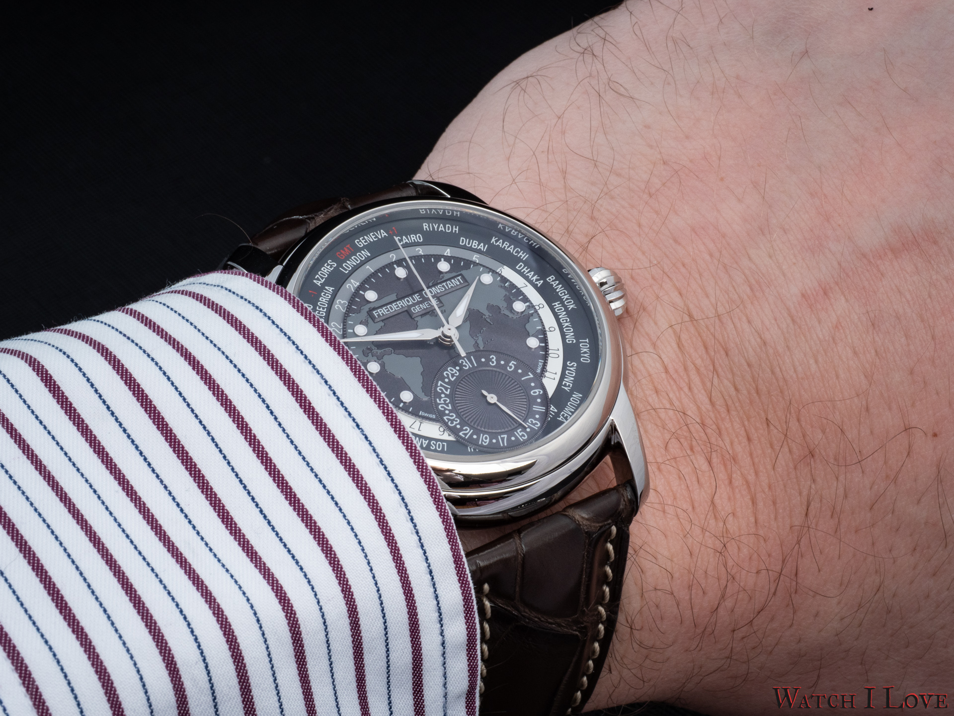 Frederique constant hotsell worldtimer review