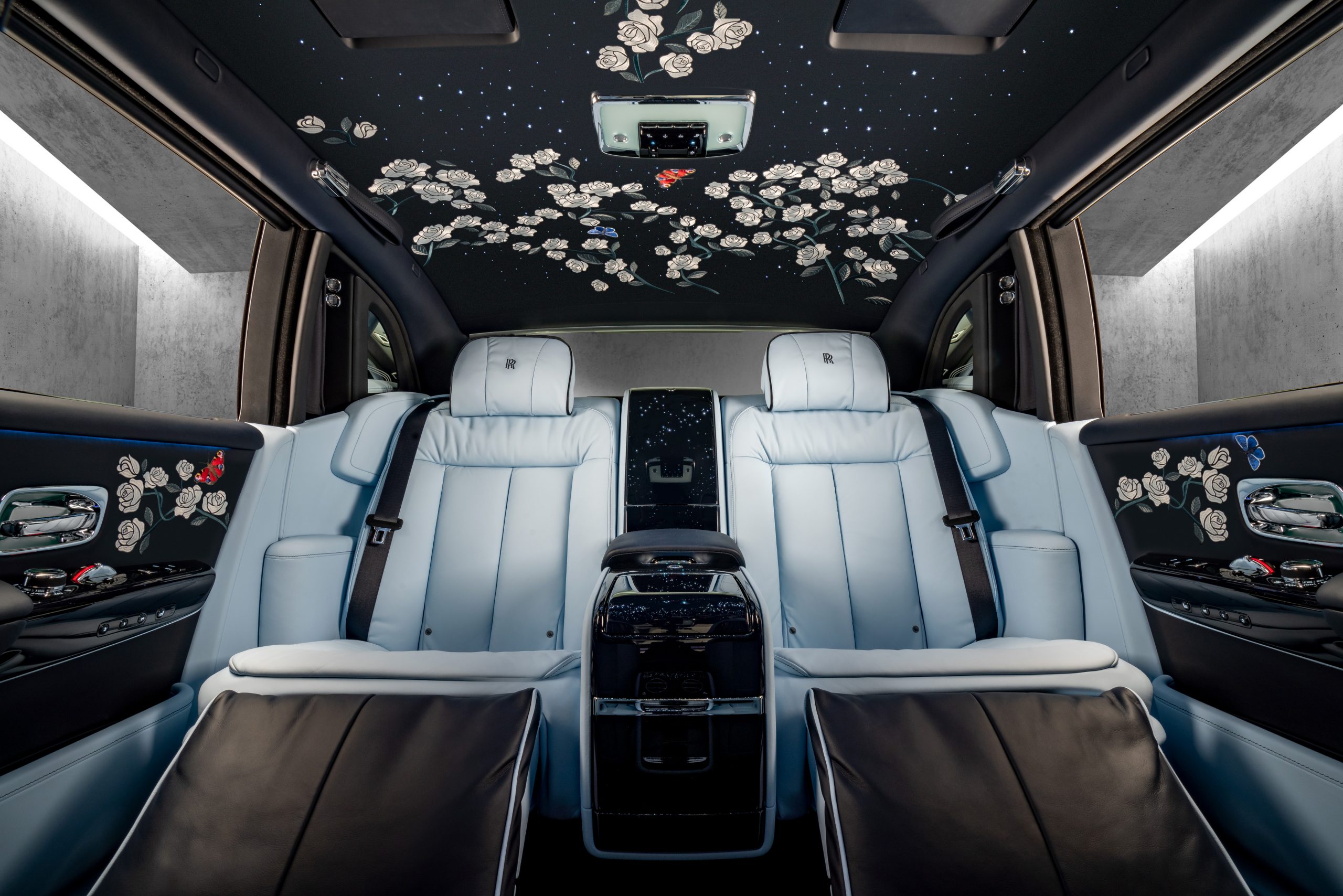 PHANTOM ORIBE: A BESPOKE ROLLS-ROYCE PHANTOM IN COLLABORATION WITH HERMÈS