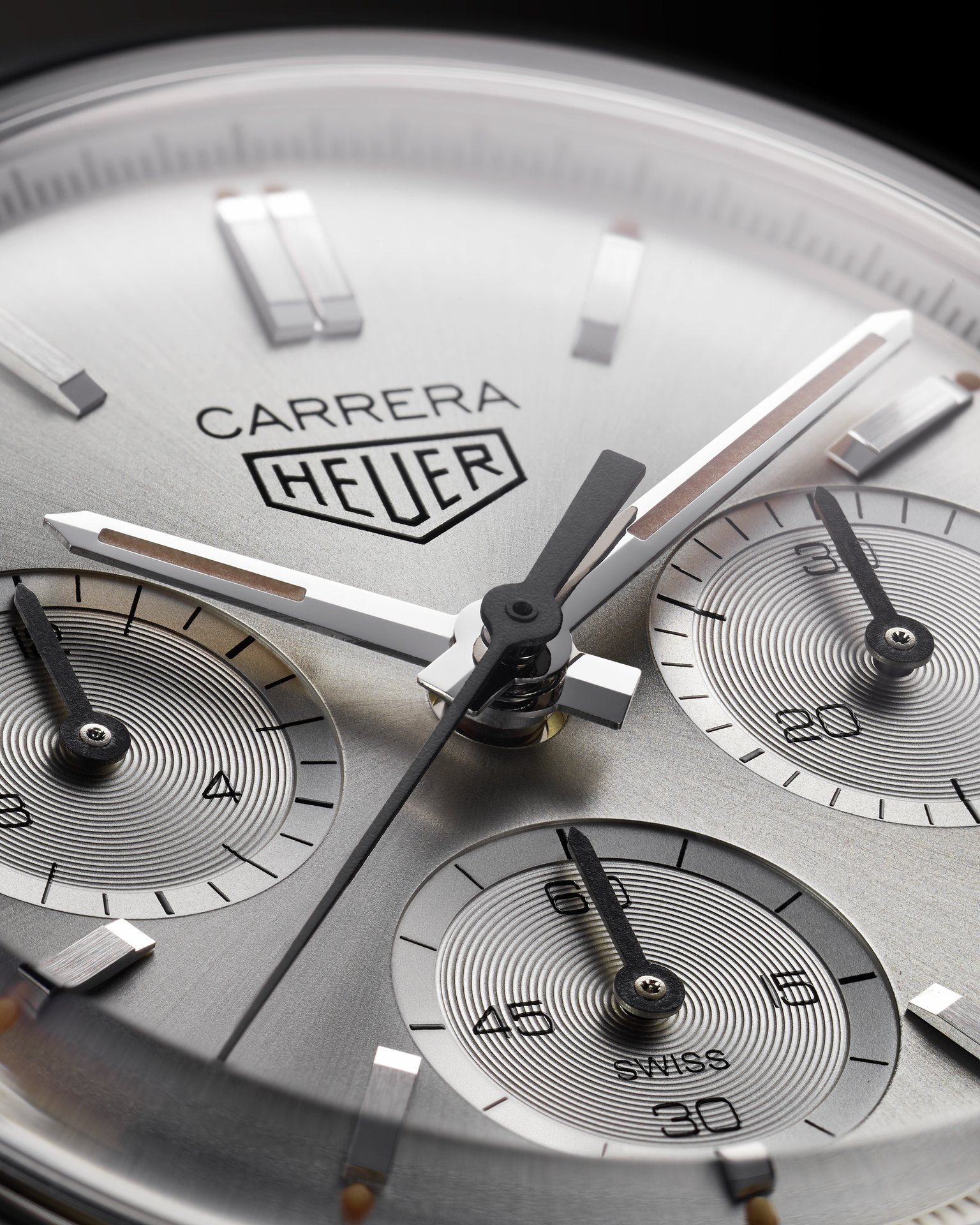 provjetravati pogoršati kupiti  TAG Heuer Carrera 160 Years Silver Limited Edition - Watch I Love
