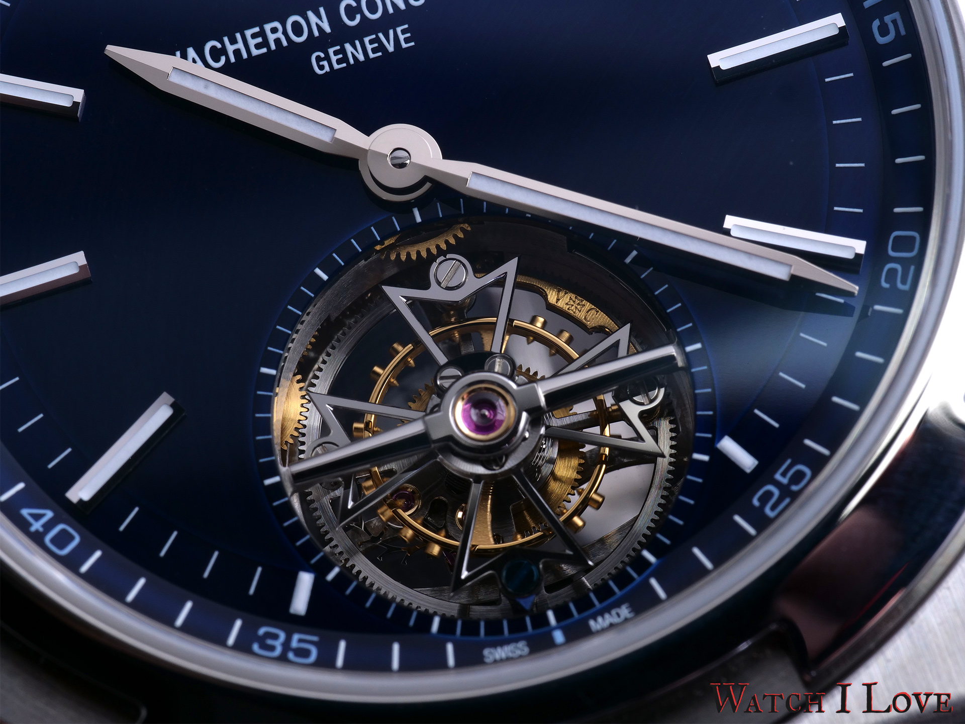 The tourbillon's details
