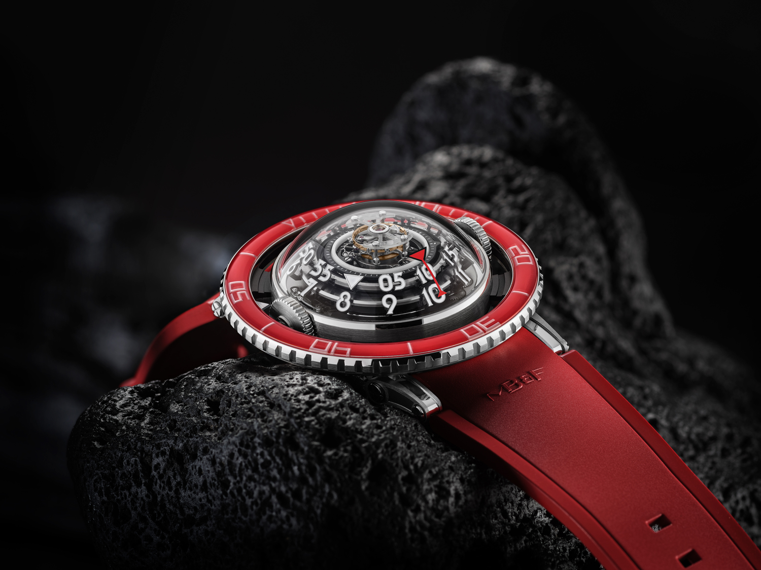 MB&F Horological Machine N°7 Platinum Red