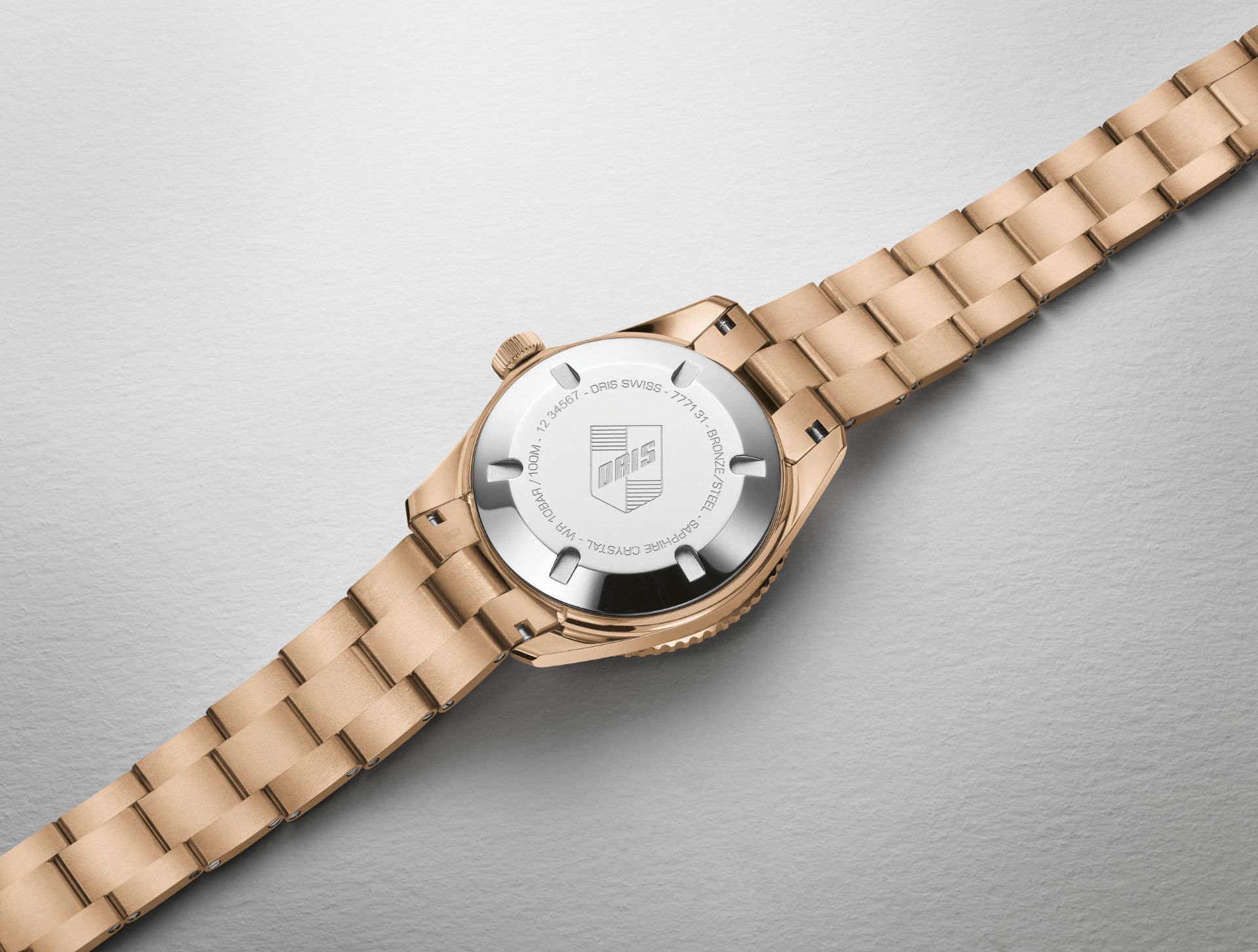 Oris Divers Sixty-Five Date Cotton Candy Sepia - Watch I Love