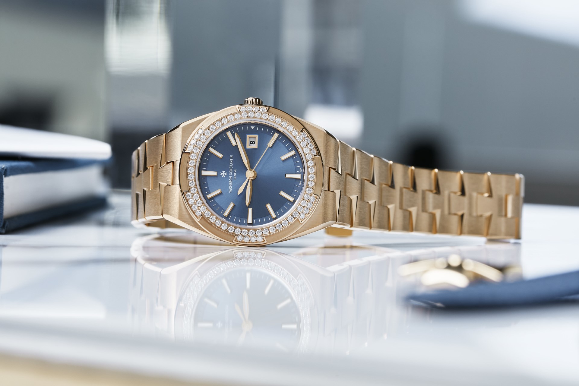VAC_Overseas_quartz_gold_1225V VAC_Overseas_quartz_gold_1225V