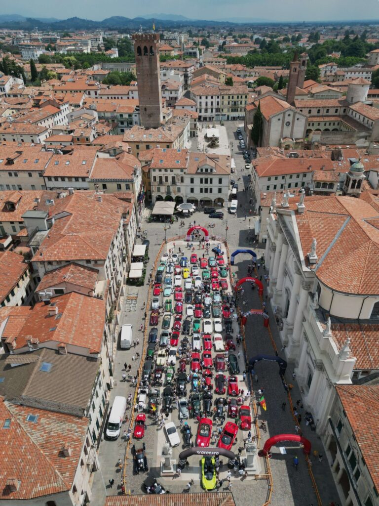 La Leggenda Di Bassano: A Vintage Car Race in Italy with Eberhard & Co ...