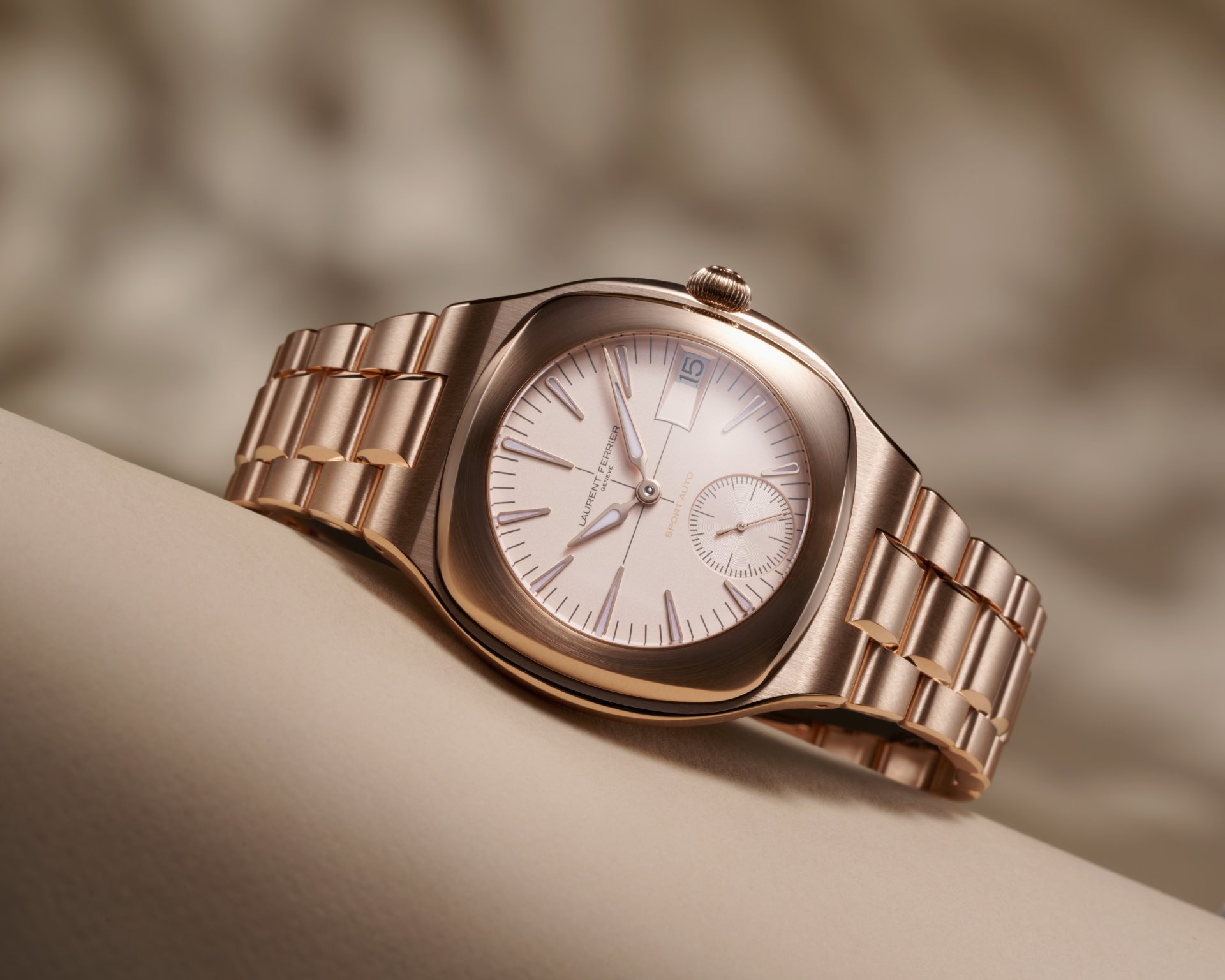 Sport Auto 79: Craftsmanship Rooted in Tradition - Watch I Love