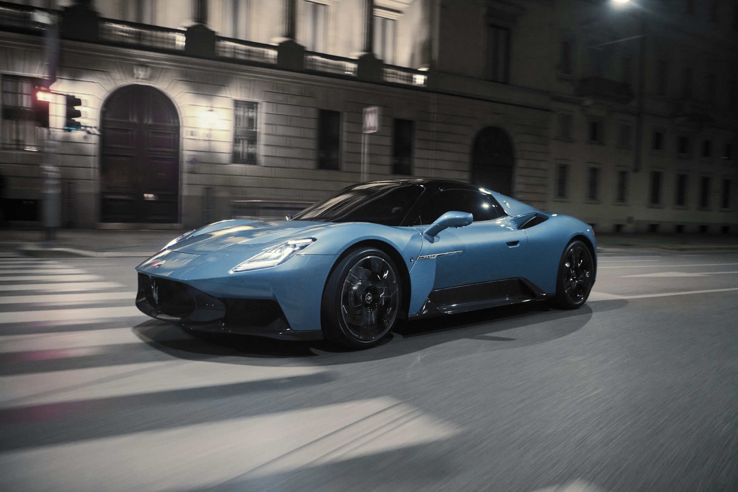 Maserati MCPURA: A Masterpiece of Italian Engineering - Watch I Love