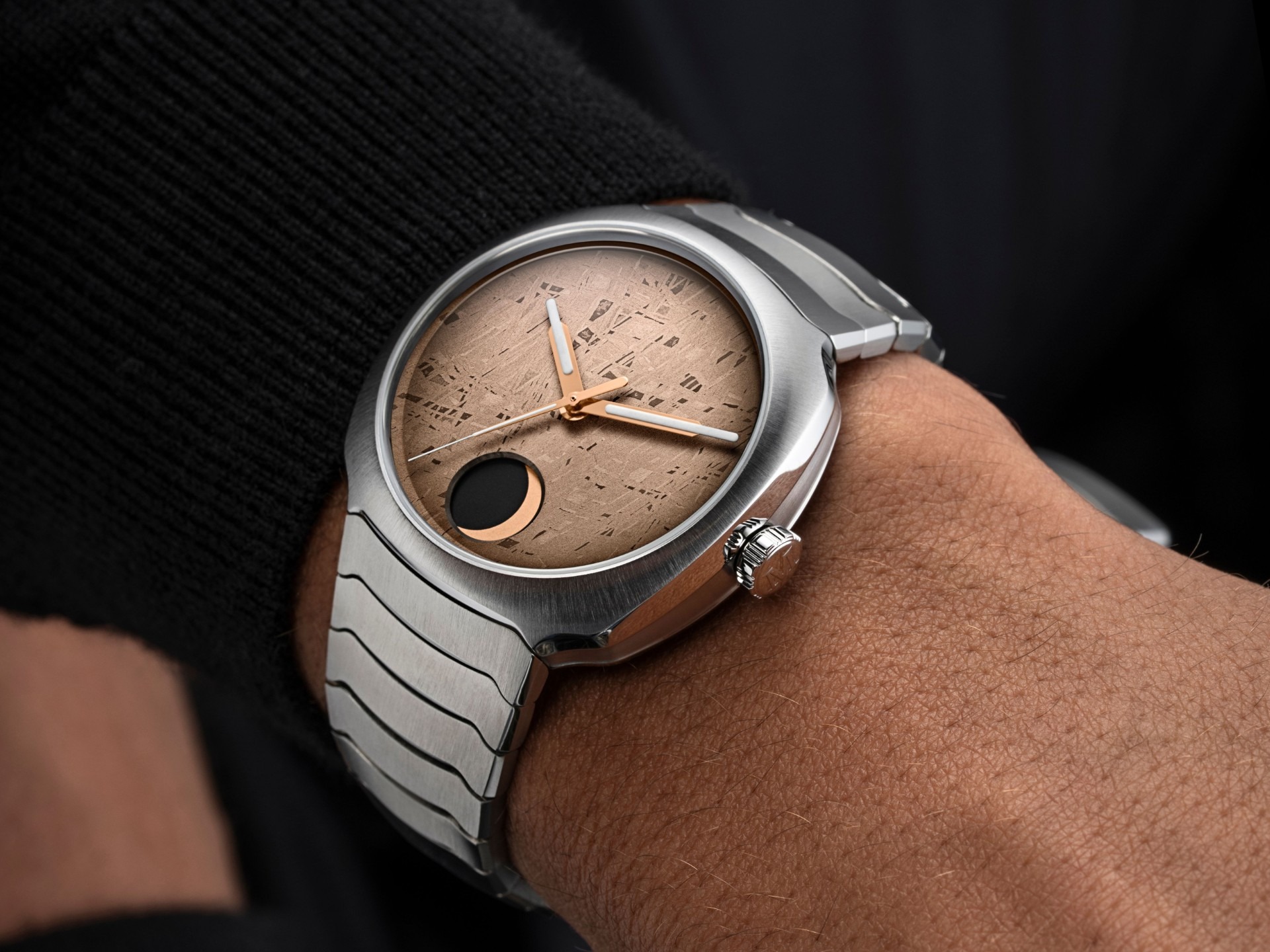 H. Moser & Cie. Streamliner Perpetual Moon Concept Meteorite