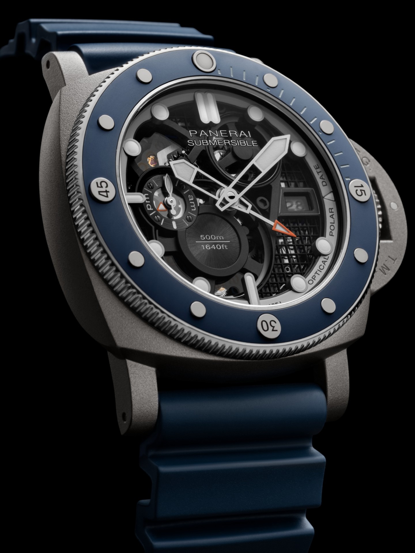 Panerai Submersible GMT PAM01495 dial